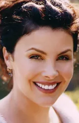 Шерилин Фенн